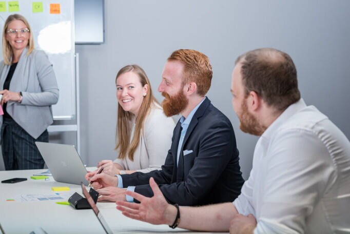 Syndikusanwalt / Legal Counsel (gn), 1. Bild